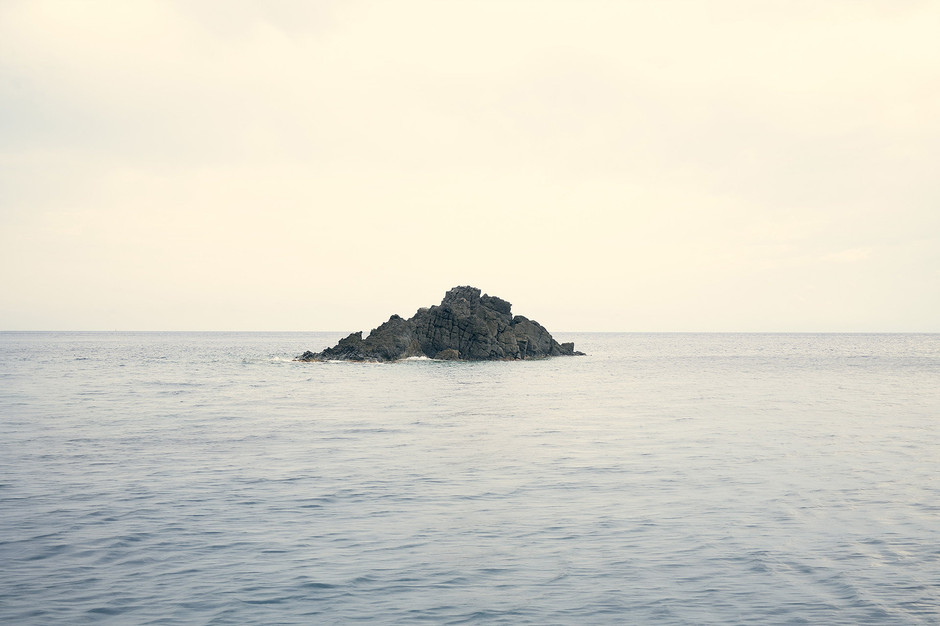 Escaping the light 1/3